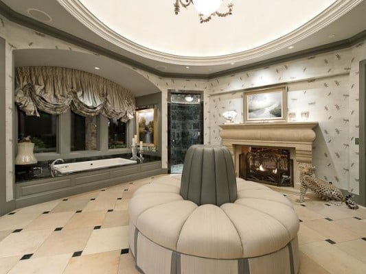Kirks-Rockin-K-wine-cellar-533x400