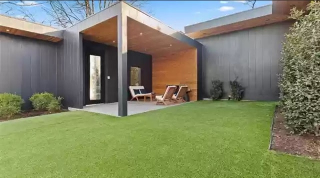 8631-Daytonia-Avenue-Front