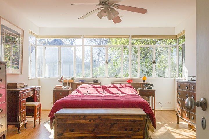 Horsey.croptwk-232x300