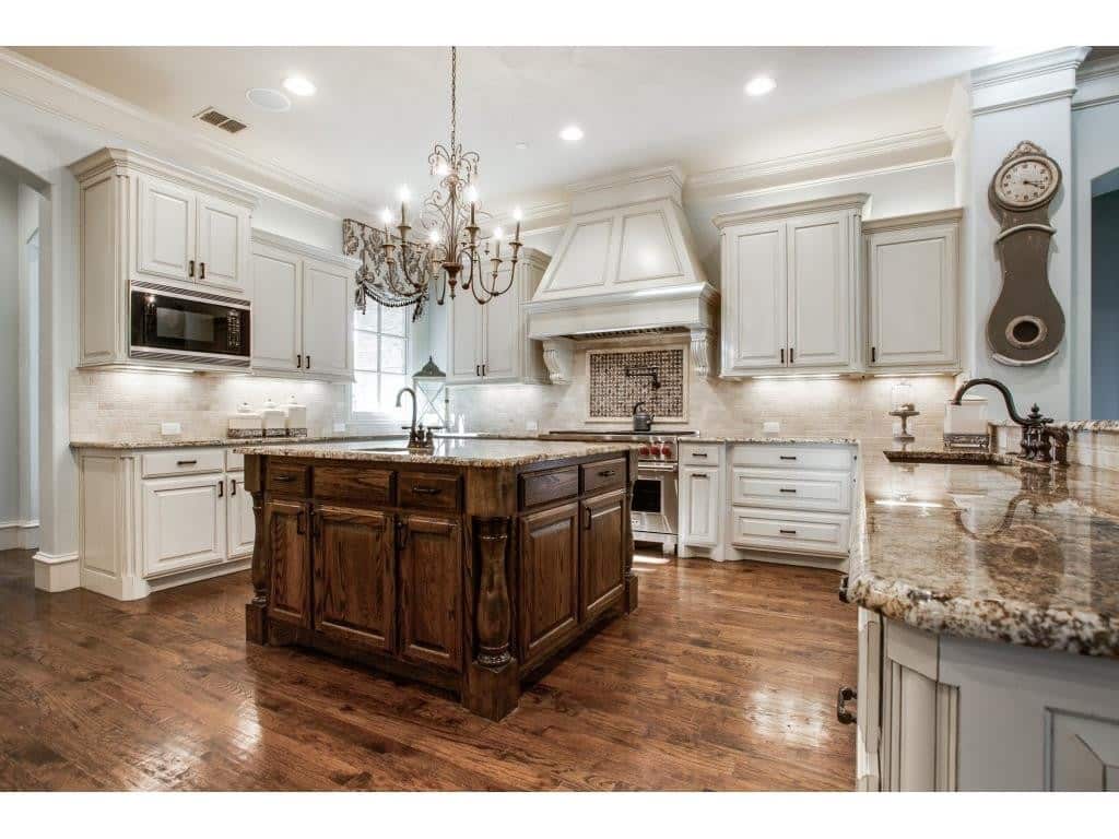 Lawnhaven-kitchen-1024x768