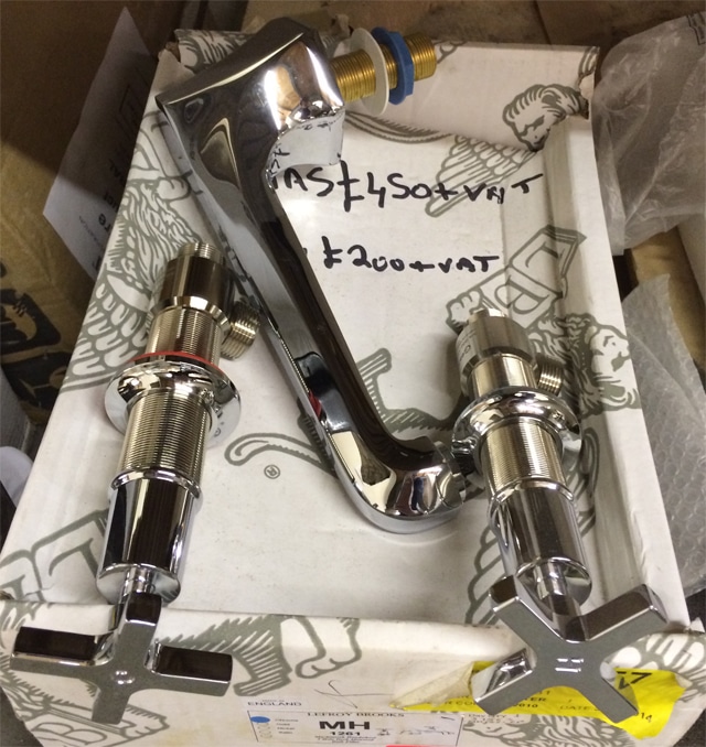 Lefroy-Brooks-Tub-Sale-SM