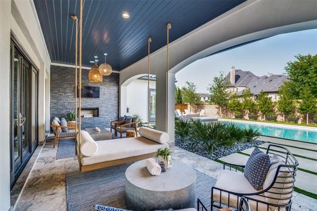 2020-07-1612.43.40-1