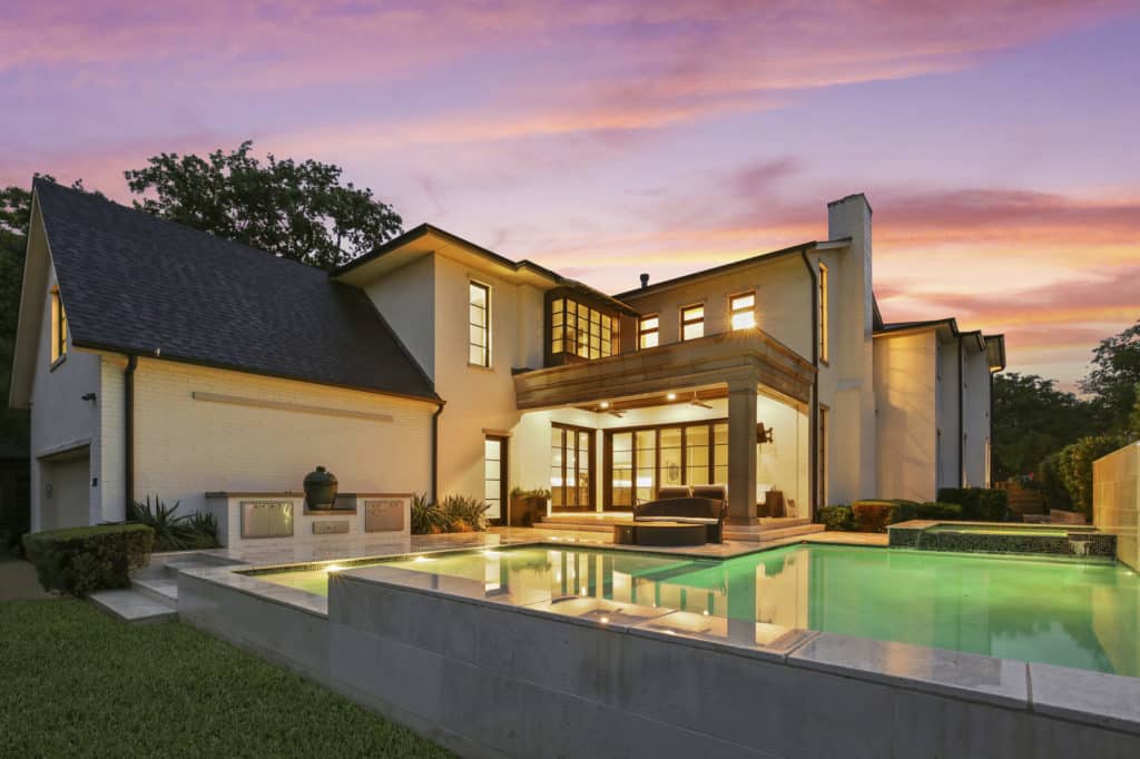 Luxury-listings-on-MLS-1024x682