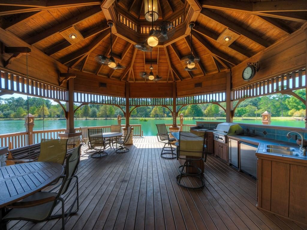 Magnolia-Texas-mansion-1024x768