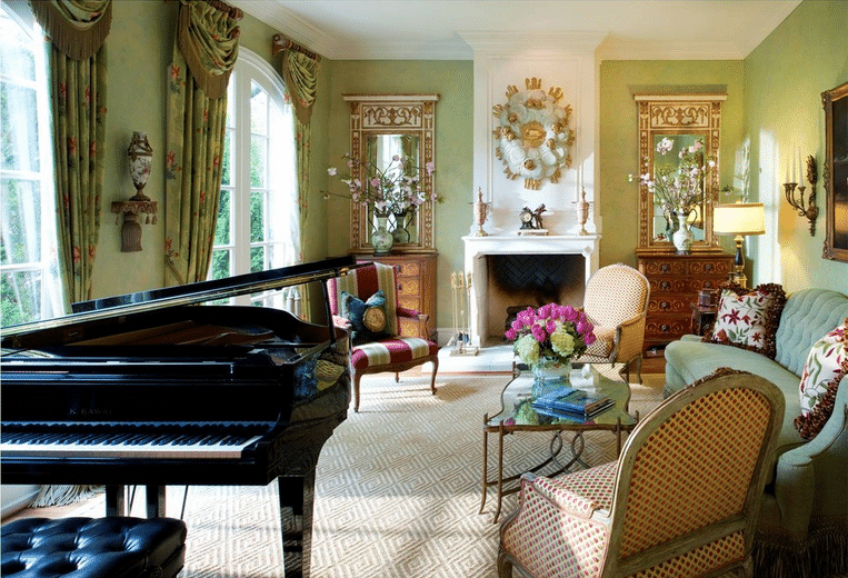 Margaret-Chambers-University-Park-Chateau-formal-living-room