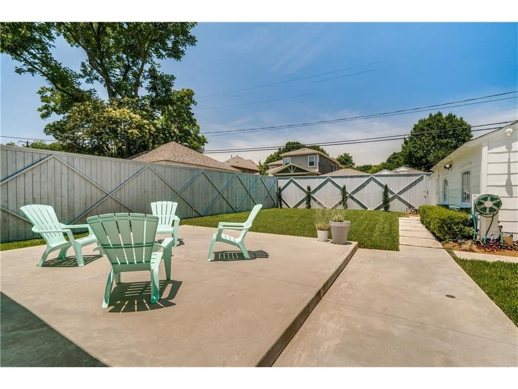 Mercedes-yard-1024x768