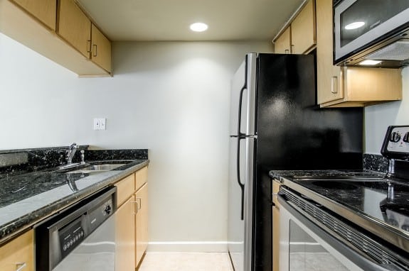 Newton-Kitchen-575x382