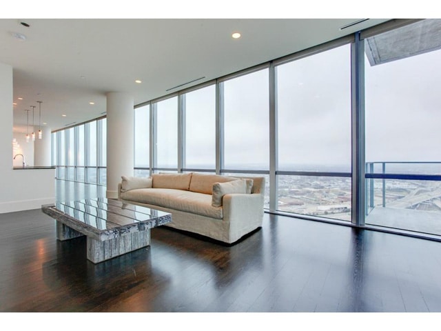 Omni-FW-Penthouse-Living