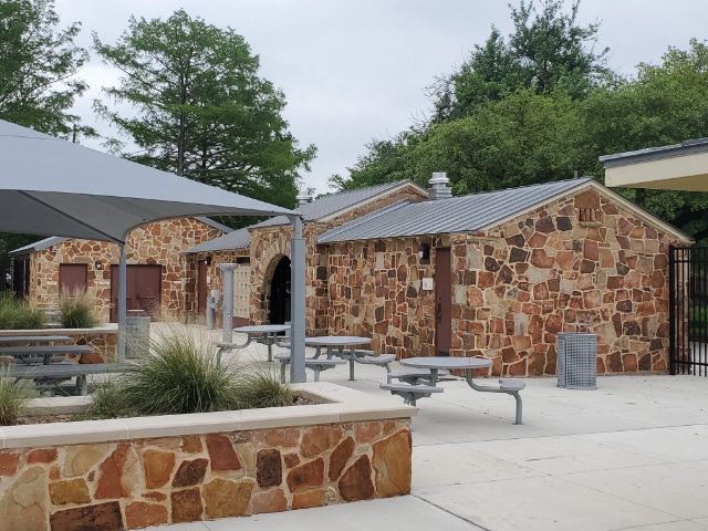 Photo-09-Tietze-bathhouse-poolside-2019-Jul-15-1