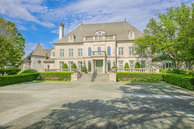 Pilgrim-Estate-front-1