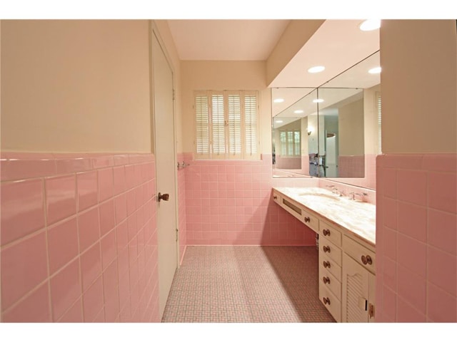 Pink-Master-Vanity-Side