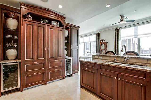 Ritz-Unit-702-Kitchen-2