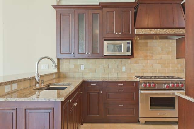 Ritz-lease-904-kitchen-2