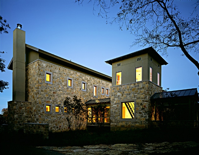 Robert-Raymond-House-Stair
