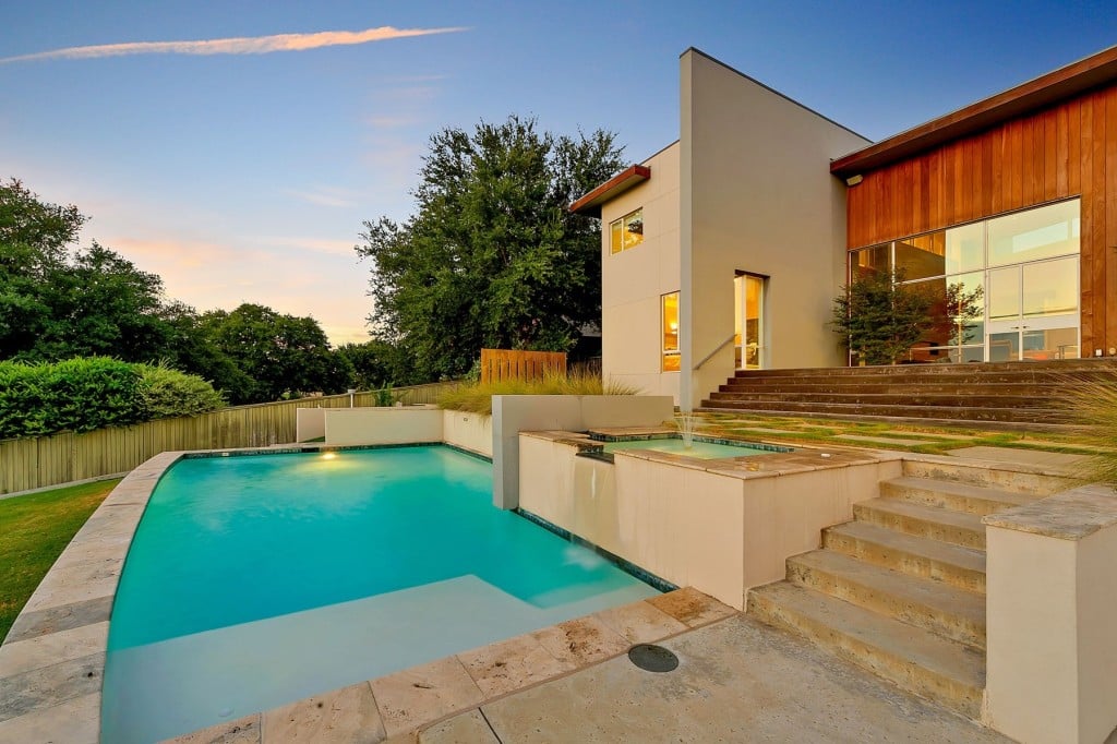 Sahalee-pool-deck-1024x682