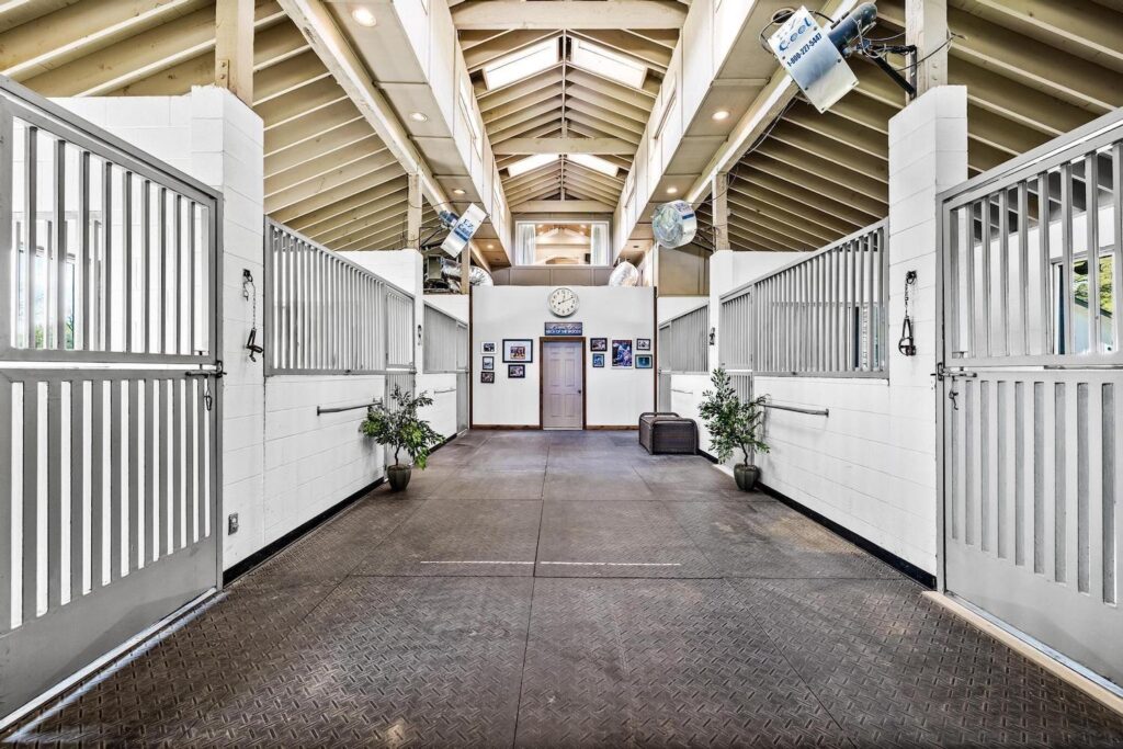 Saint-John-Rd-ext-1024x575