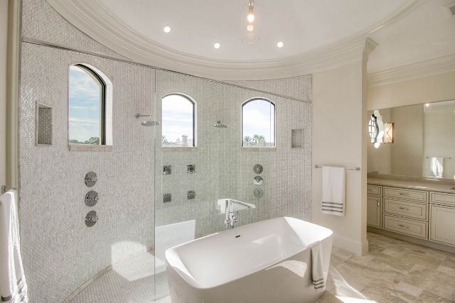 Heritage-Auctions-Sarasota