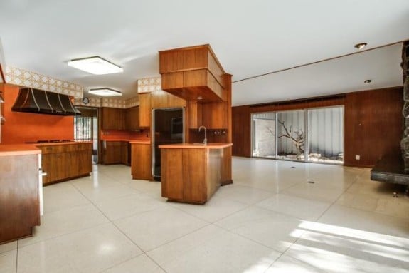 Snavely-Kitchen-Keeping-575x383