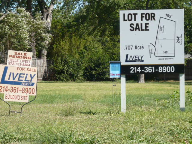 Sold-and-For-Sale-Signs