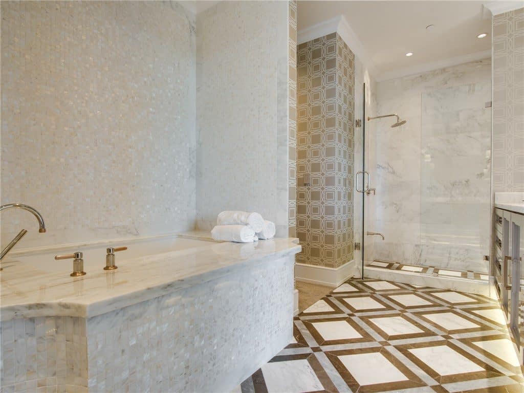 Stoneleigh-3C-master-bath-1024x768