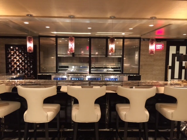 Stoneleigh-owners-bar-CU