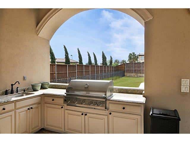Sudbury-outdoor-kitchen