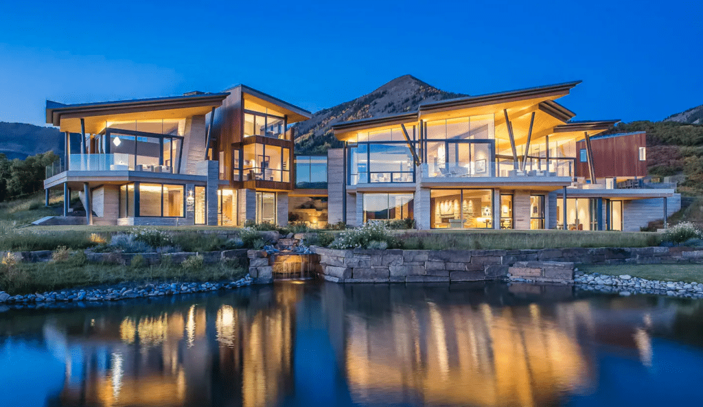 Sunset-Ridge-Screenshot-2022-12-17-at-2.49.08-PM-1024x593