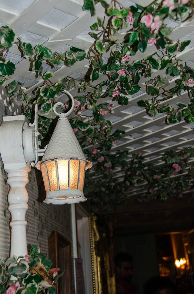 Swan-House-trellis-ceiling