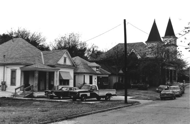 TS-NRHP.03-Elizabeth-Chapel-C.M.E.-Church-1026-East-Tenth-Street-Tenth-Street-Historic-District-Dallas.-Daniel-Hardy-July-1990-SE
