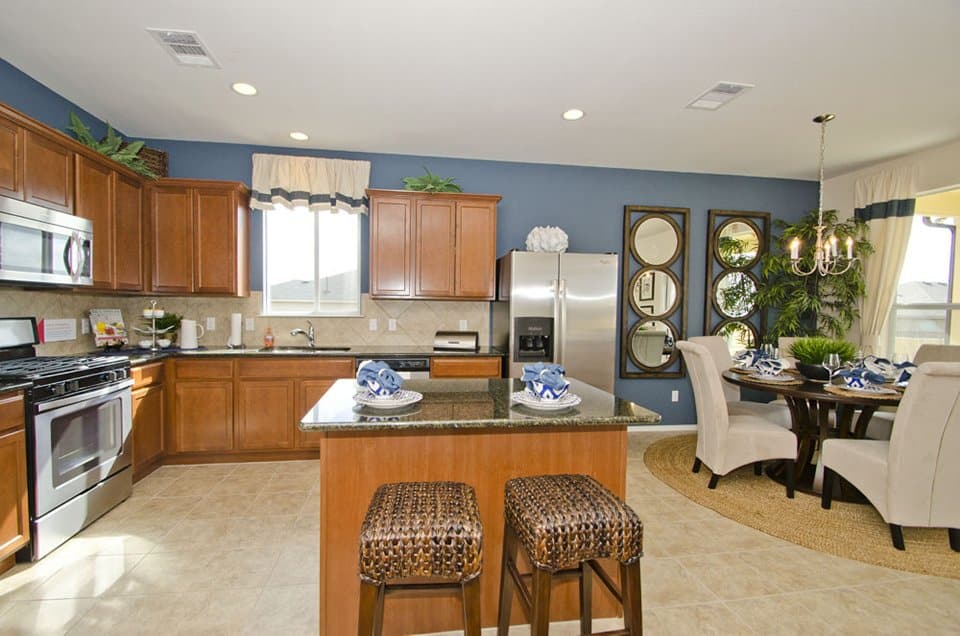 TX-IN-TCG4-Larkspur-Kitchen