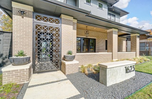 Thomas-Cusick-Custom-Homes