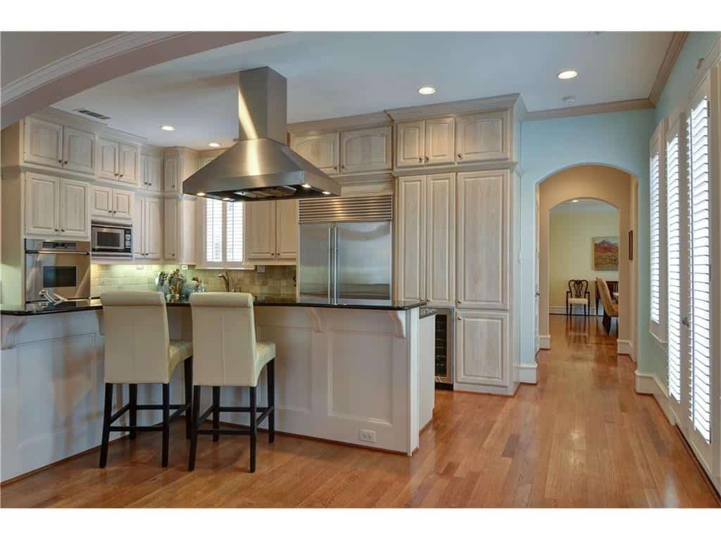 Thomas-Street-kit-1024x768