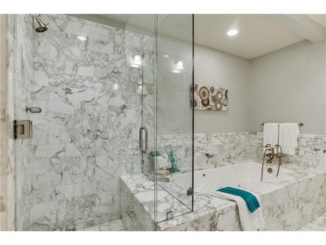 Vendome-12-E-Master-Bath-3