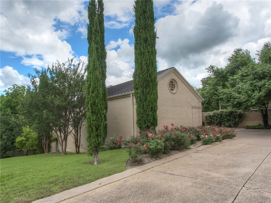 Westover-garage-1024x768