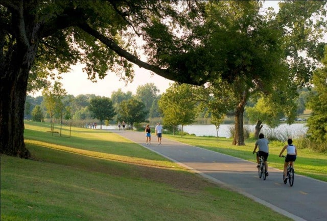 White-Rock-Lake-trails