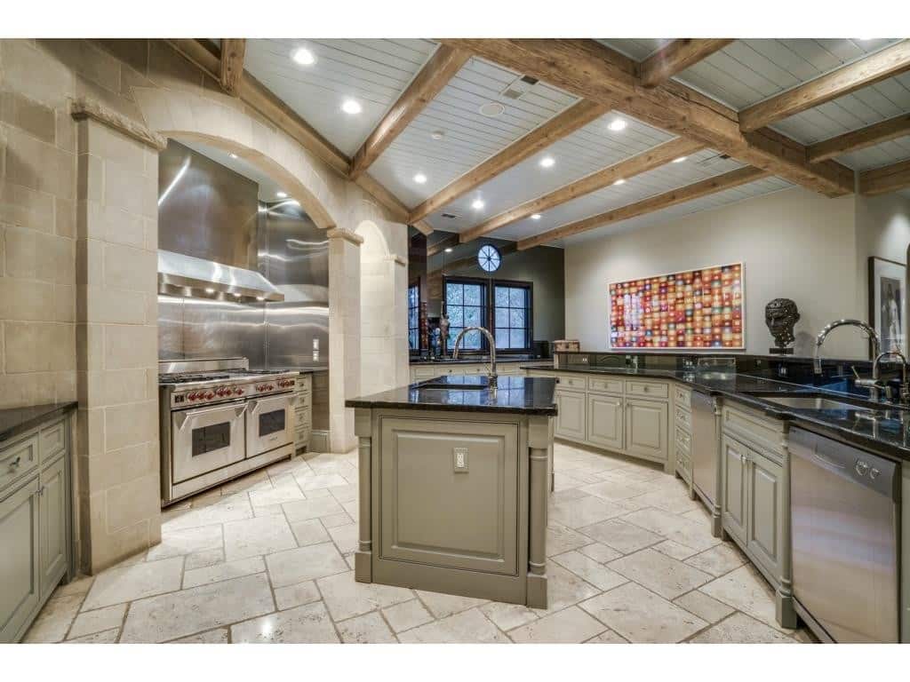 Woodland-Dr.-Kitchen-1024x768