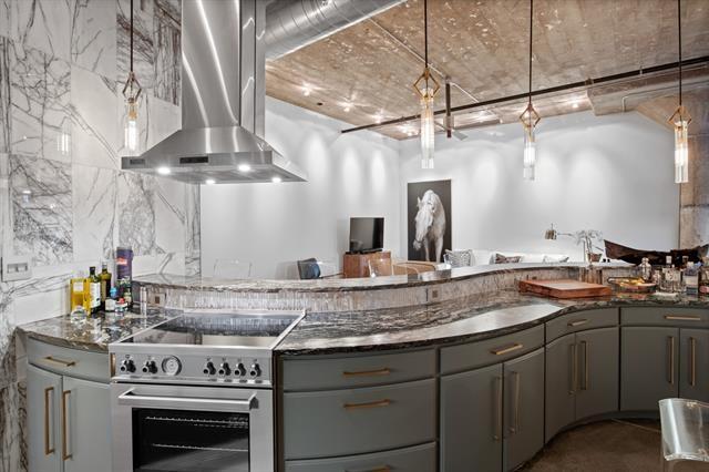 b20d11472a96fd437149251cb465d9c2l-m3868059036od-w1024_h768