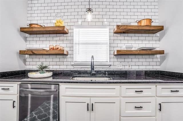 cd61eff930244d6890b06468d8c020f4l-m3482648092xd-w1020_h770_q80