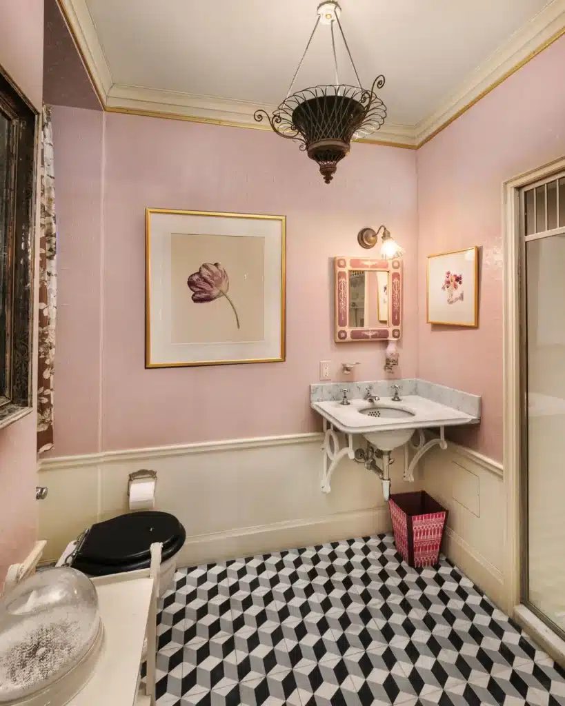 living-header-1024x682