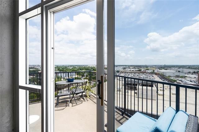 be9f9f6af27572f763c49f34aba8d1b1l-m1916182031xd-w1020_h770_q80