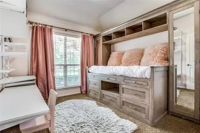 ea69686e26154fa882ef7d1bf3fe3eb8l-m181737968od-w1024_h768