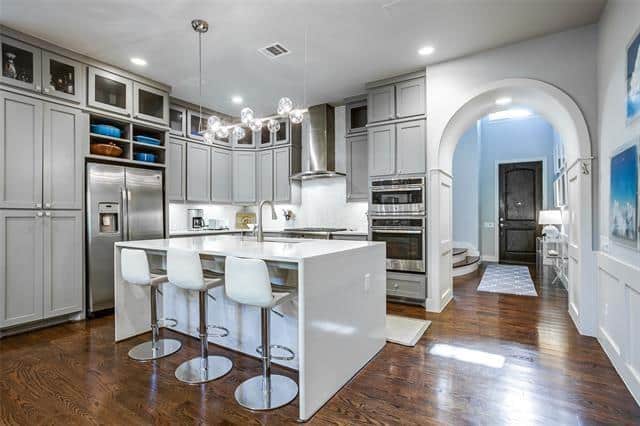 78a61c8d3ea3556d4a7e833031ffbaf0l-b1972095621od-w1024_h768