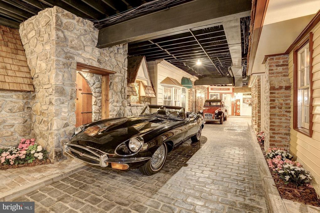 c3bb1315640543a6bf1dc706ced95acfl-m55xd-w1020_h770_q80