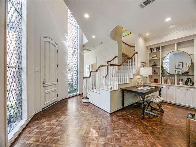 fdd87a0e19de517c823b4dc225ec51bdl-b350053460xd-w1020_h770_q80