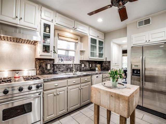 c276c327e8b551d2e1c07eb3229b64edl-m3054425737od-w1024_h768