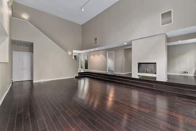 76230076c5a30c6690e912f942f74634l-m4032335542xd-w1020_h770_q80