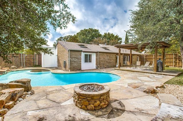 e65a37a7b99f636cec356e4b67e0ef7el-m2579399948od-w1024_h768