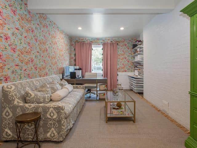 e92cdeedf20061b7c6cc9771ce8e2f6el-m435017165od-w1024_h768