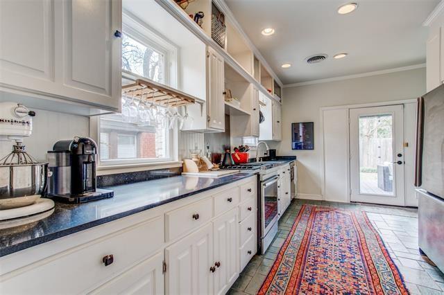 d25ac895d1f59d9edc7bf0fd58c9d3d4l-m3655576006od-w1024_h768