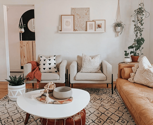 Living_Mod_Laptop_Remy_Eden_Brea-Grey_0292-1-1